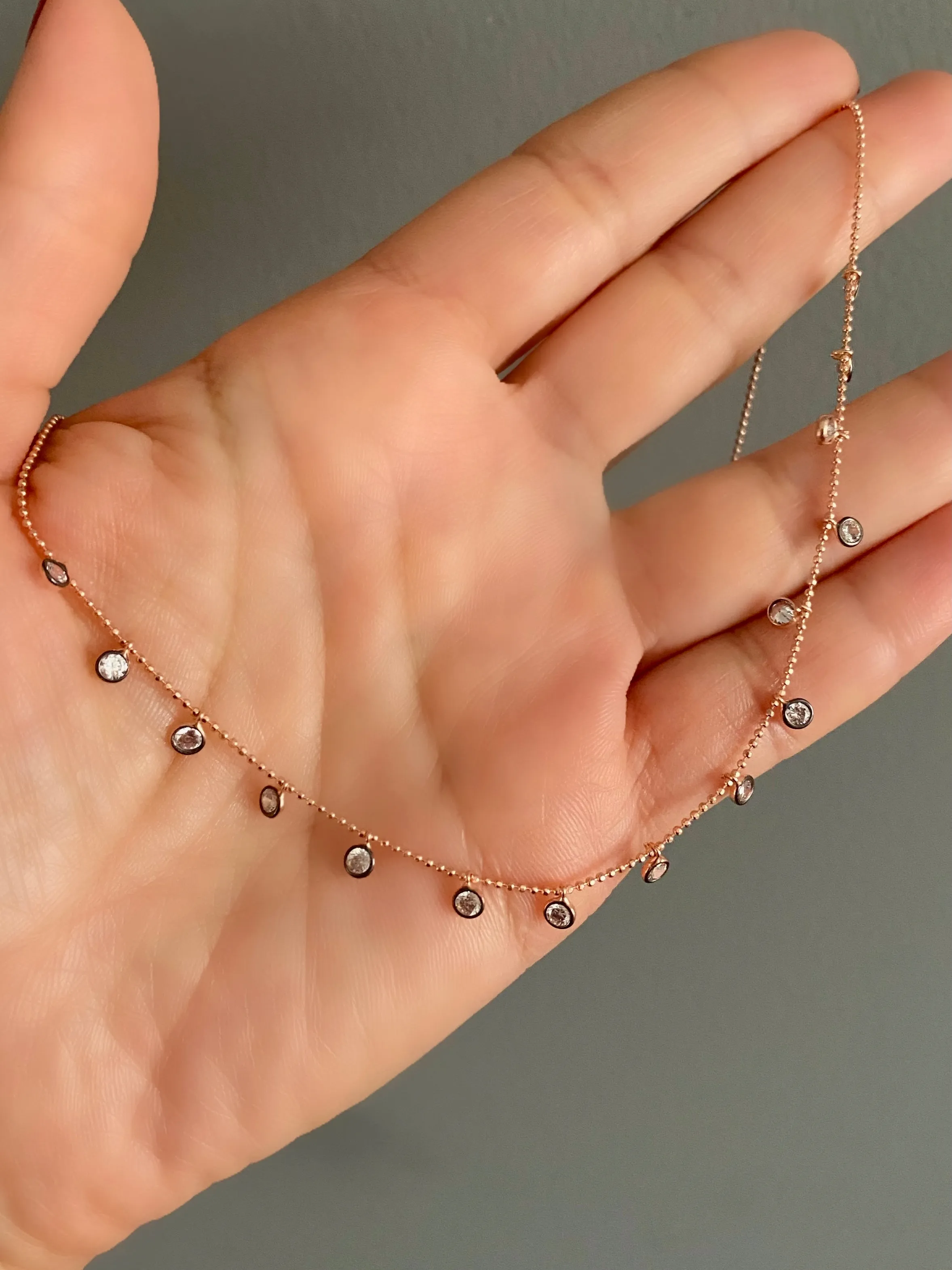 45 cm chain with droplet stones