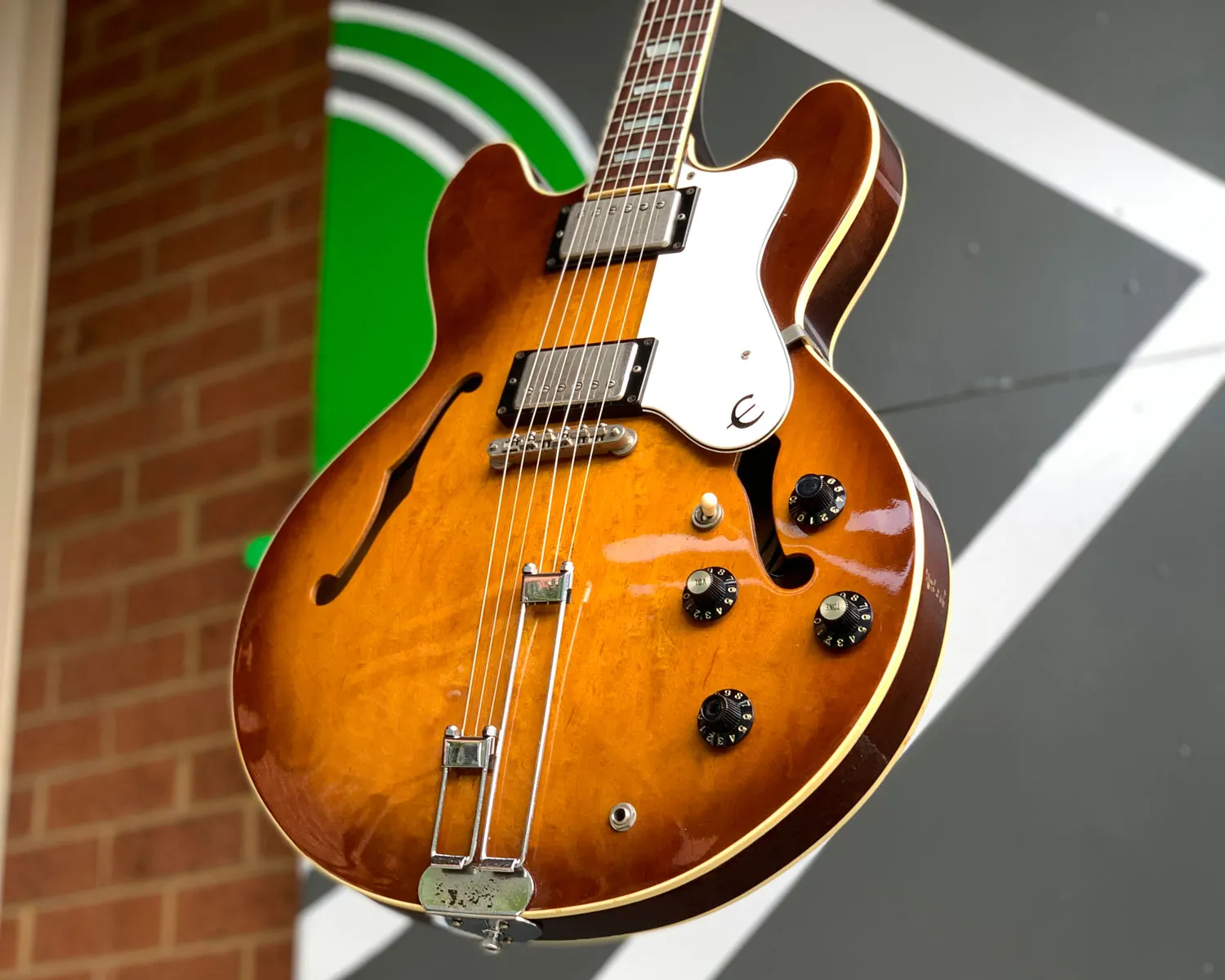 '87 Epiphone Riviera - MIJ Terada