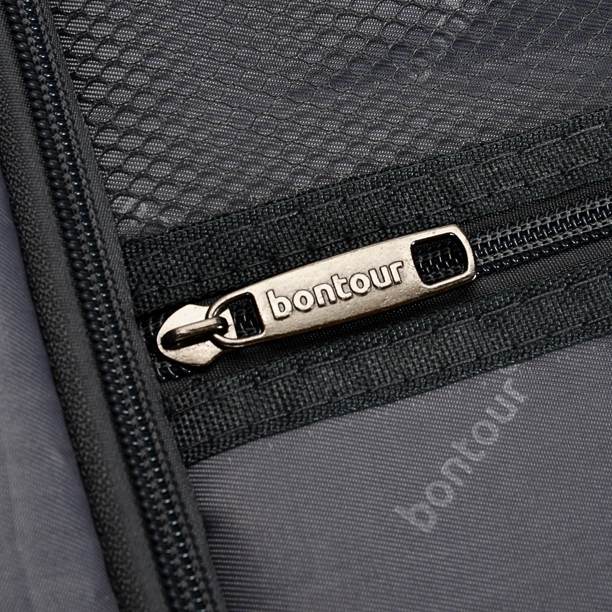 BONTOUR "Flow" 4-wheel suitcase 76x51x31 cm with TSA lock, size L, Ice blue