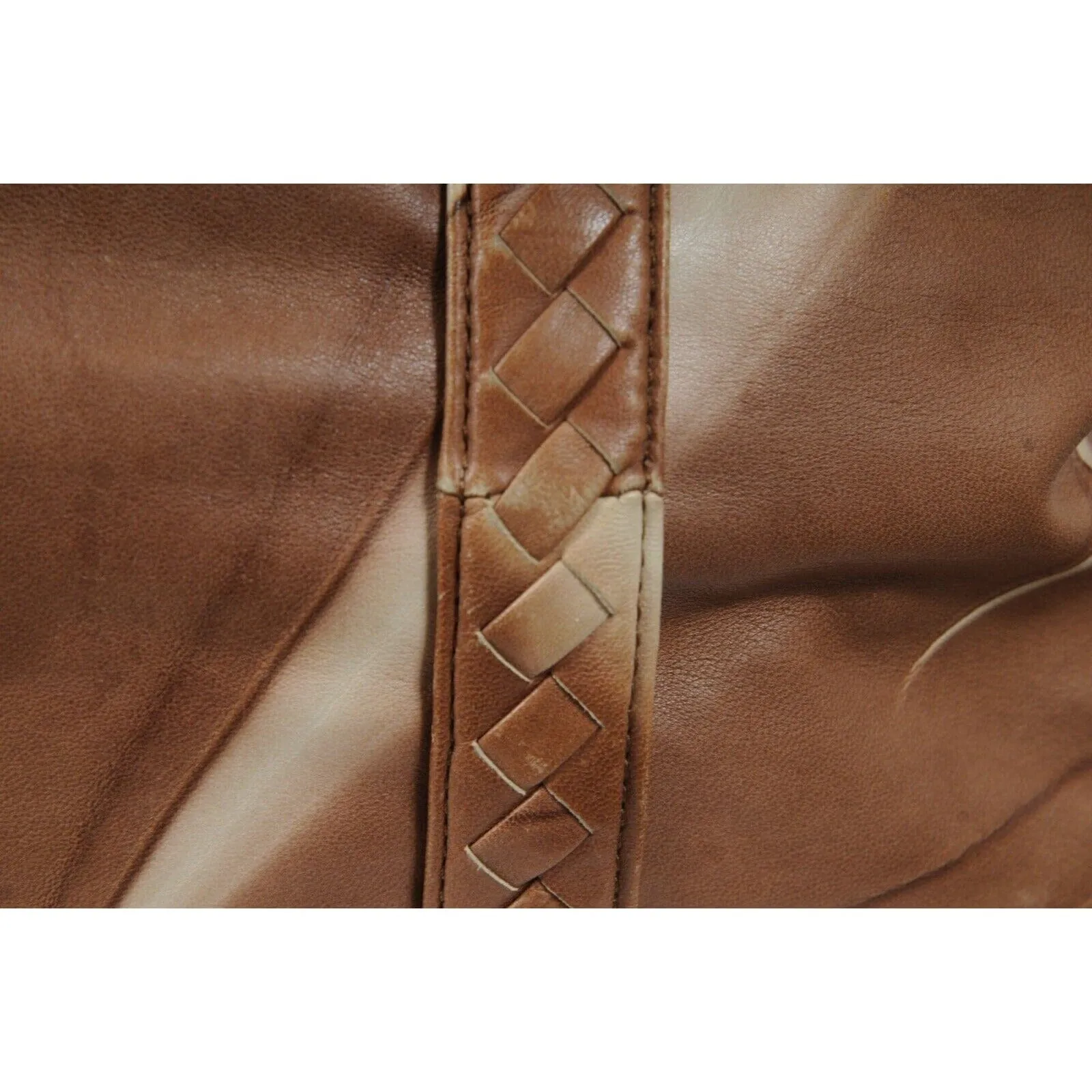 Bottega Veneta Womens Hobo Shoulder Intrecciato Light Brown Tan Leather Bag