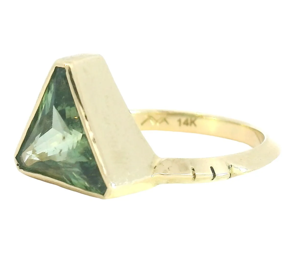 Itzá Montana Sapphire Solitaire