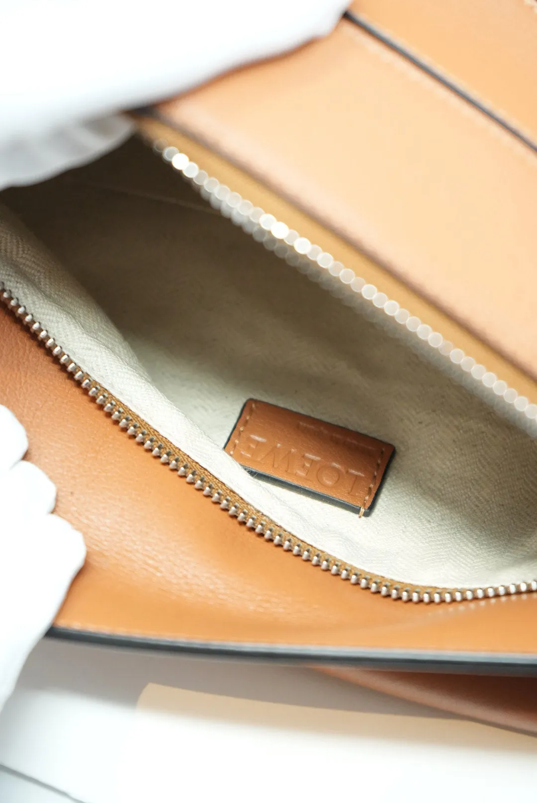 Loewe Medium Puzzle Bag Caramel