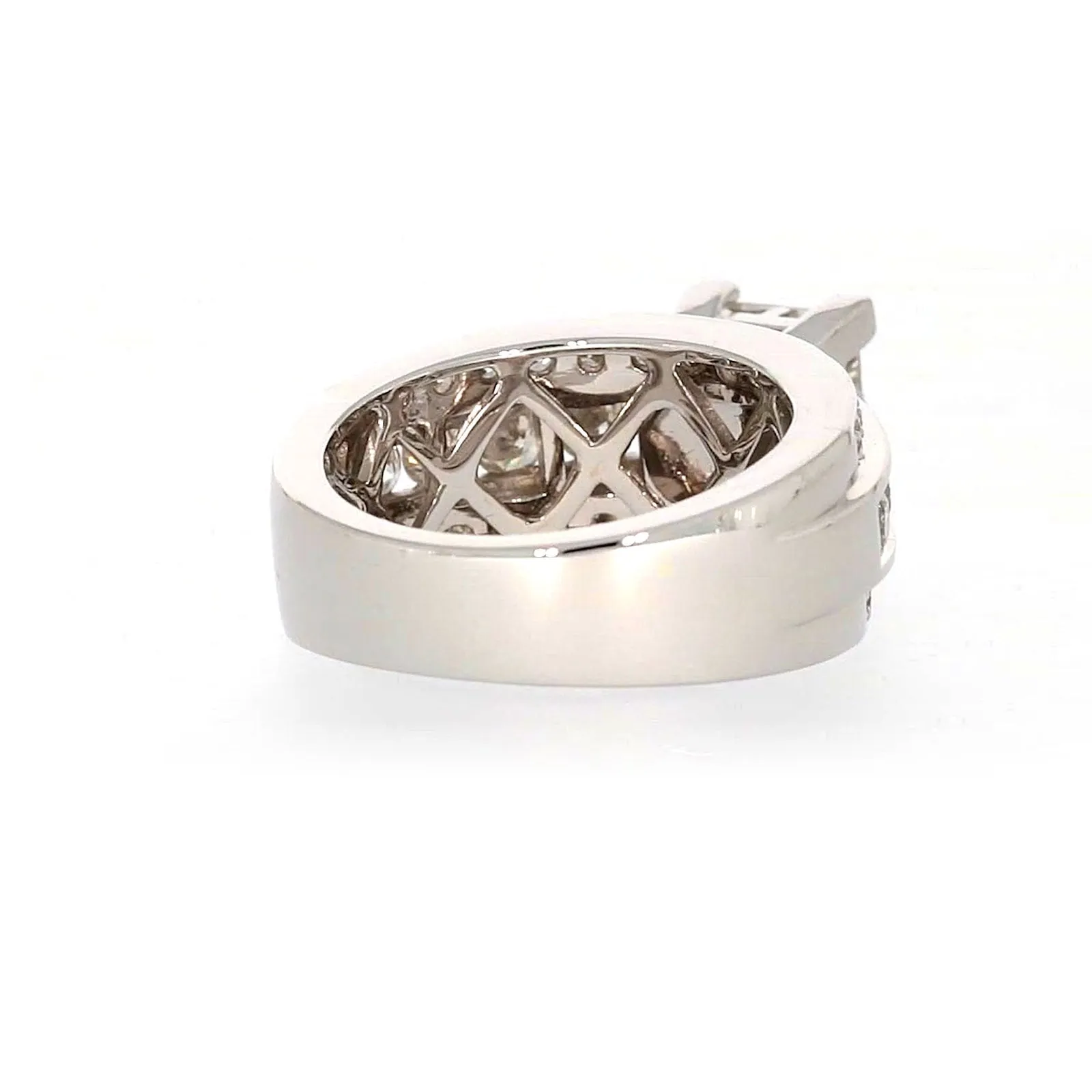 New York 14ct White Gold Round Brilliant & Princess Cut 2.65 CARAT tw of Diamonds Ring