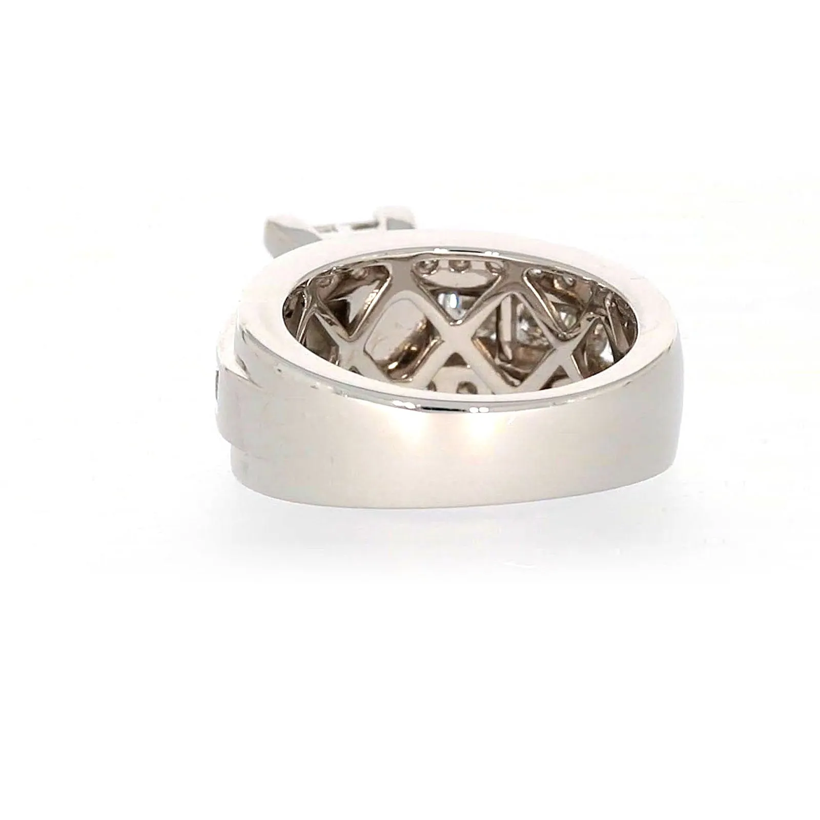 New York 14ct White Gold Round Brilliant & Princess Cut 2.65 CARAT tw of Diamonds Ring