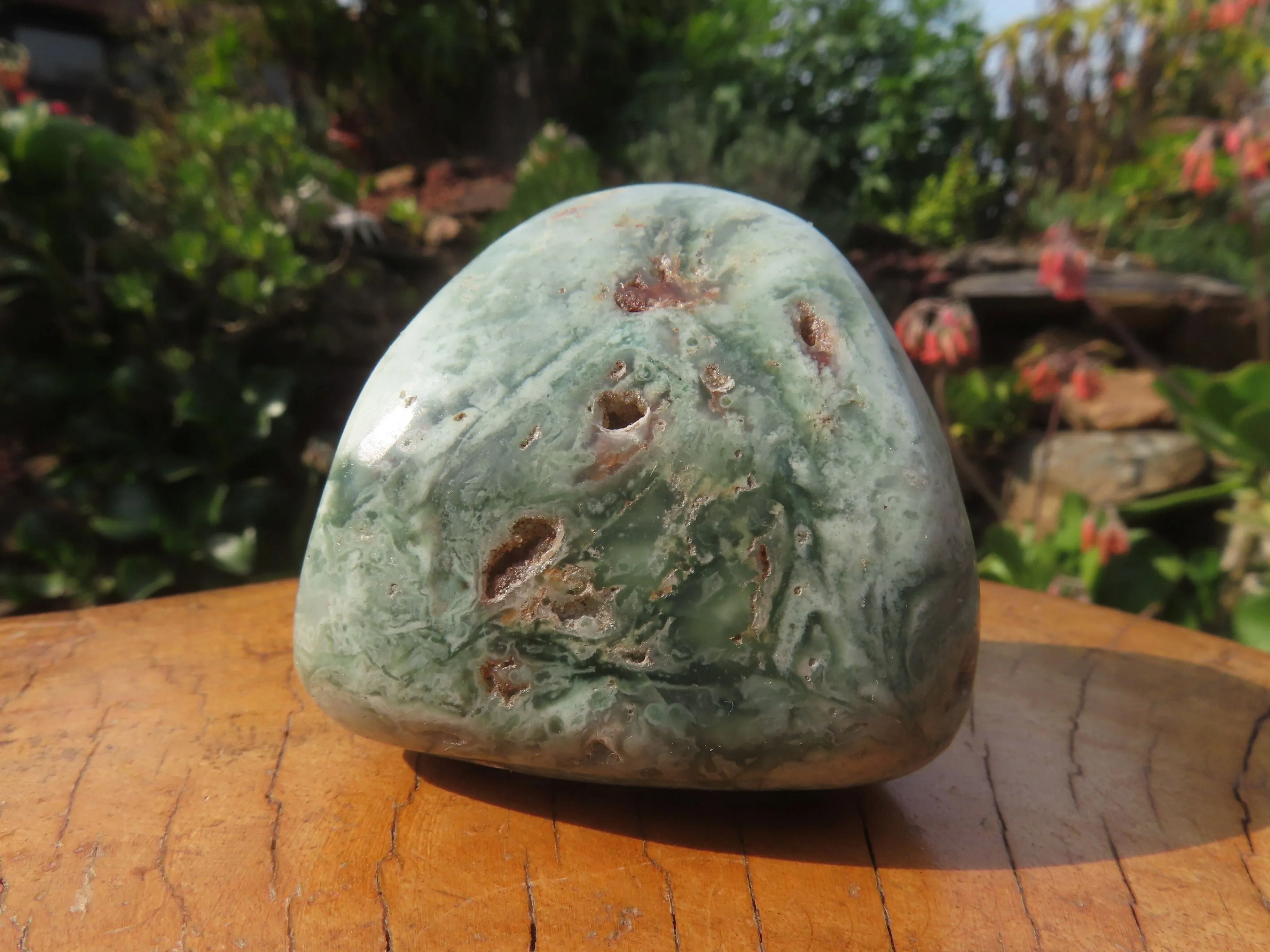 Polished Emerald Mtorolite Galet-Palm Stones - sold per kg - From Mutorashanga, Zimbabwe