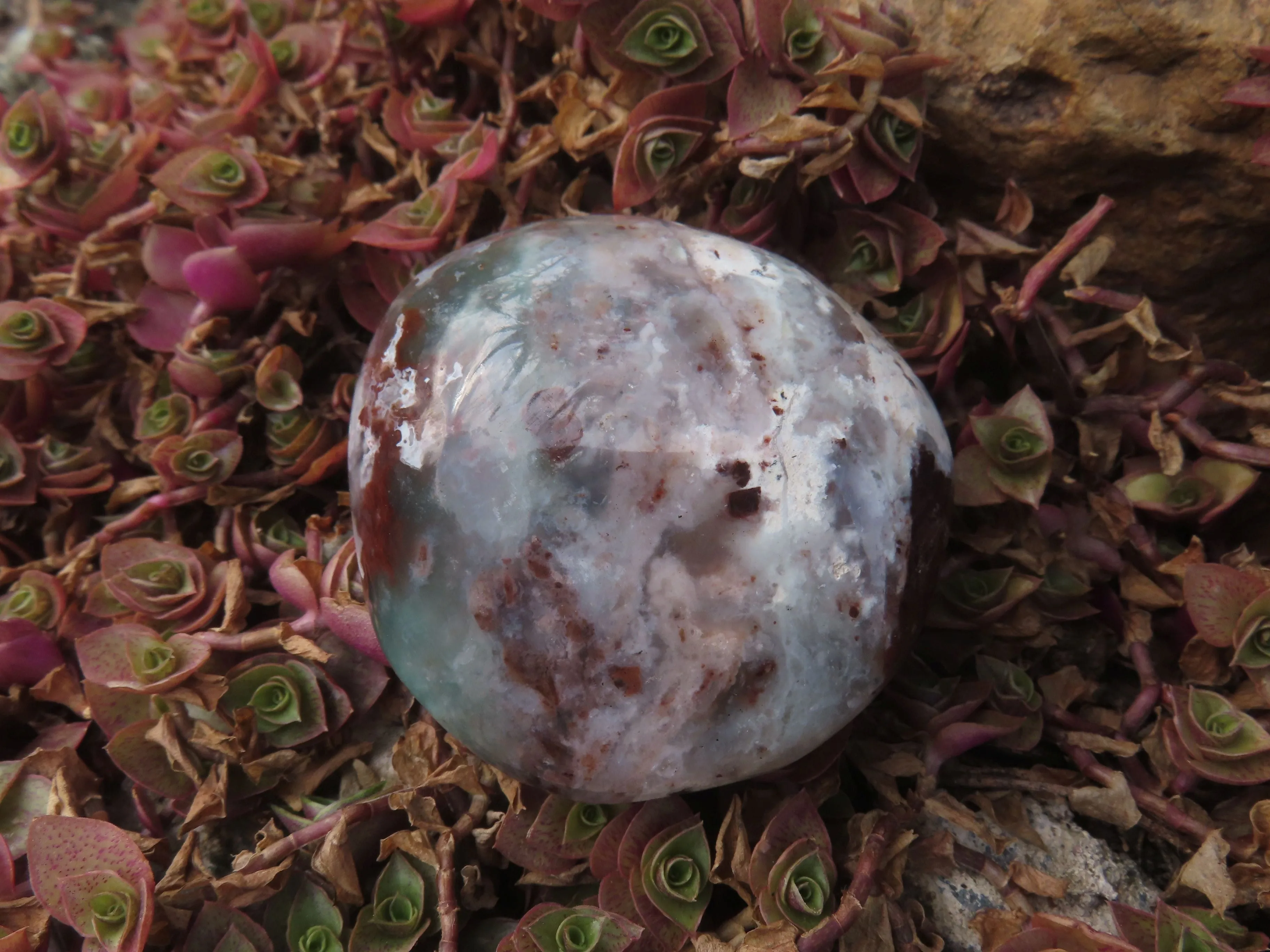 Polished Emerald Mtorolite Galet-Palm Stones - sold per kg - From Mutorashanga, Zimbabwe