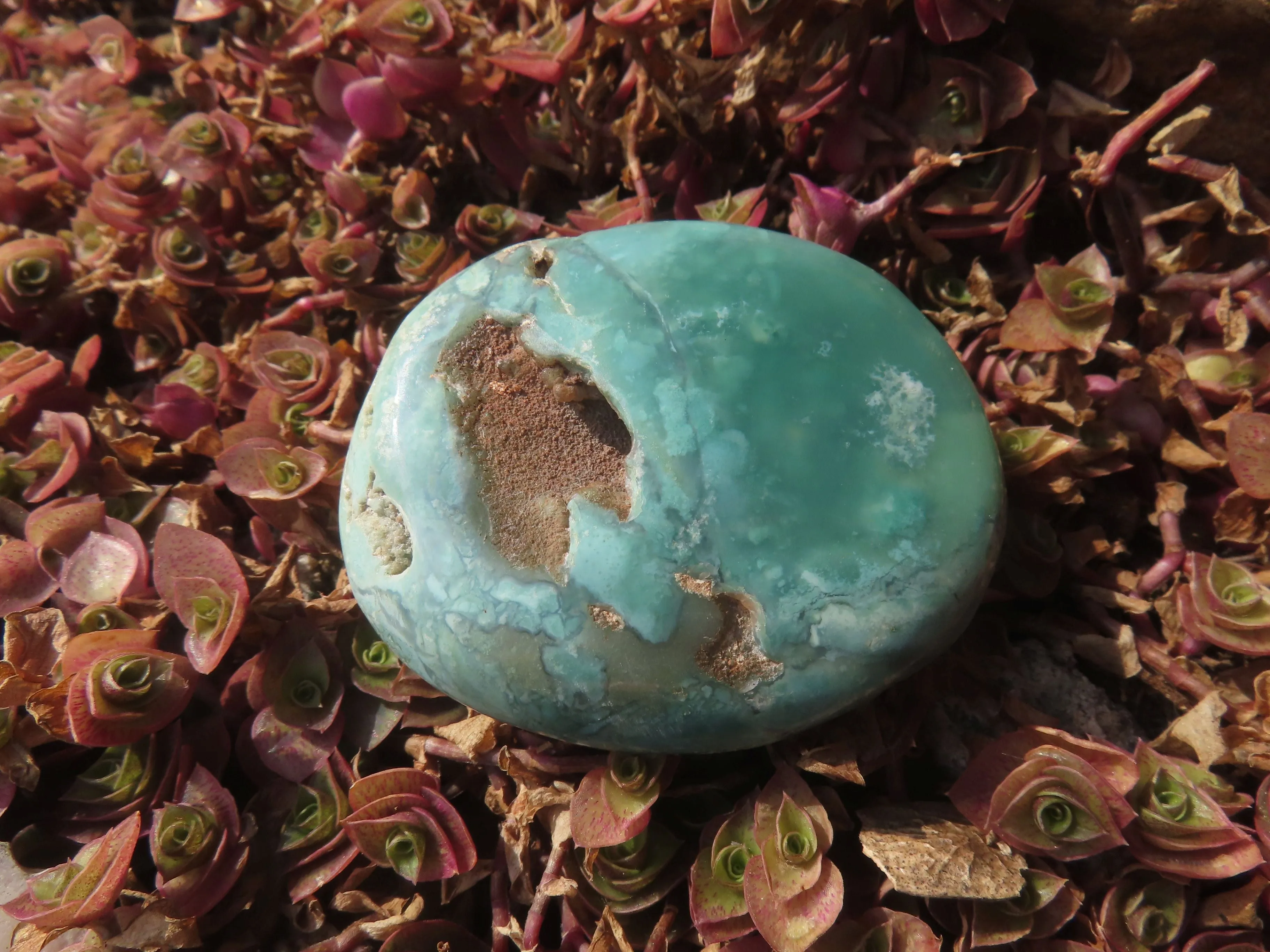 Polished Emerald Mtorolite Galet-Palm Stones - sold per kg - From Mutorashanga, Zimbabwe