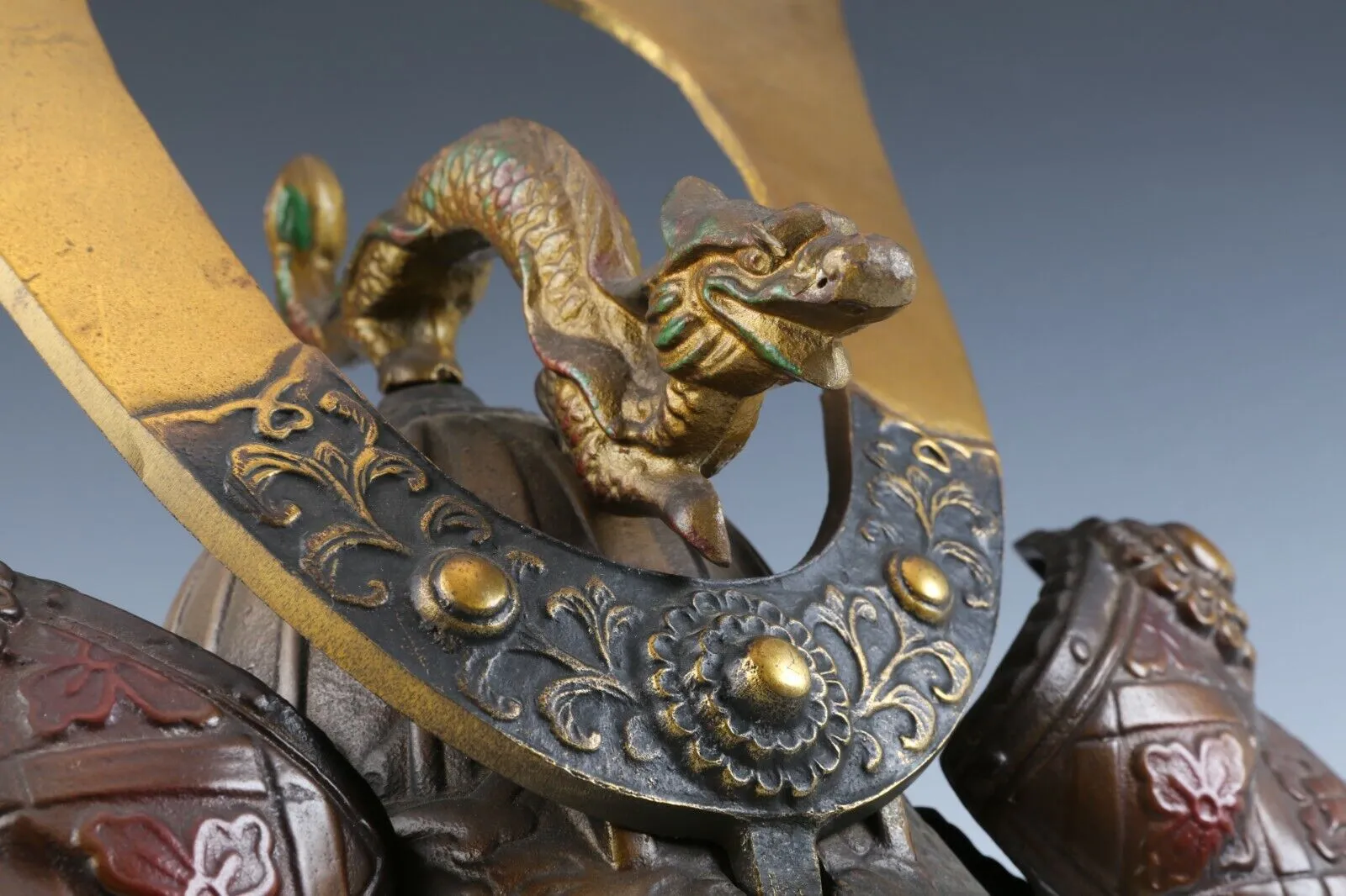 Samurai Helmet -Genji Tametomo Zuisho Kabuto with a Mask- Rare 為朝