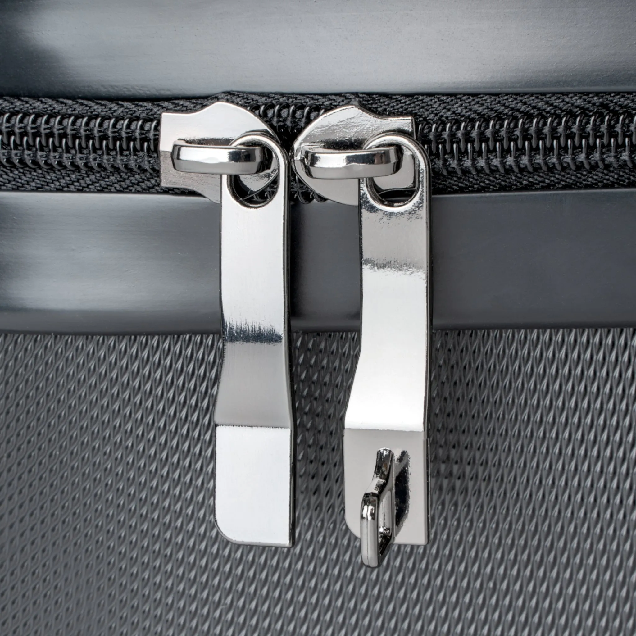 Tartan Plaids Suitcase Carry-on Suitcase Plaids Travel Luggage Hard Shell Suitcase in 3 Sizes | D20109