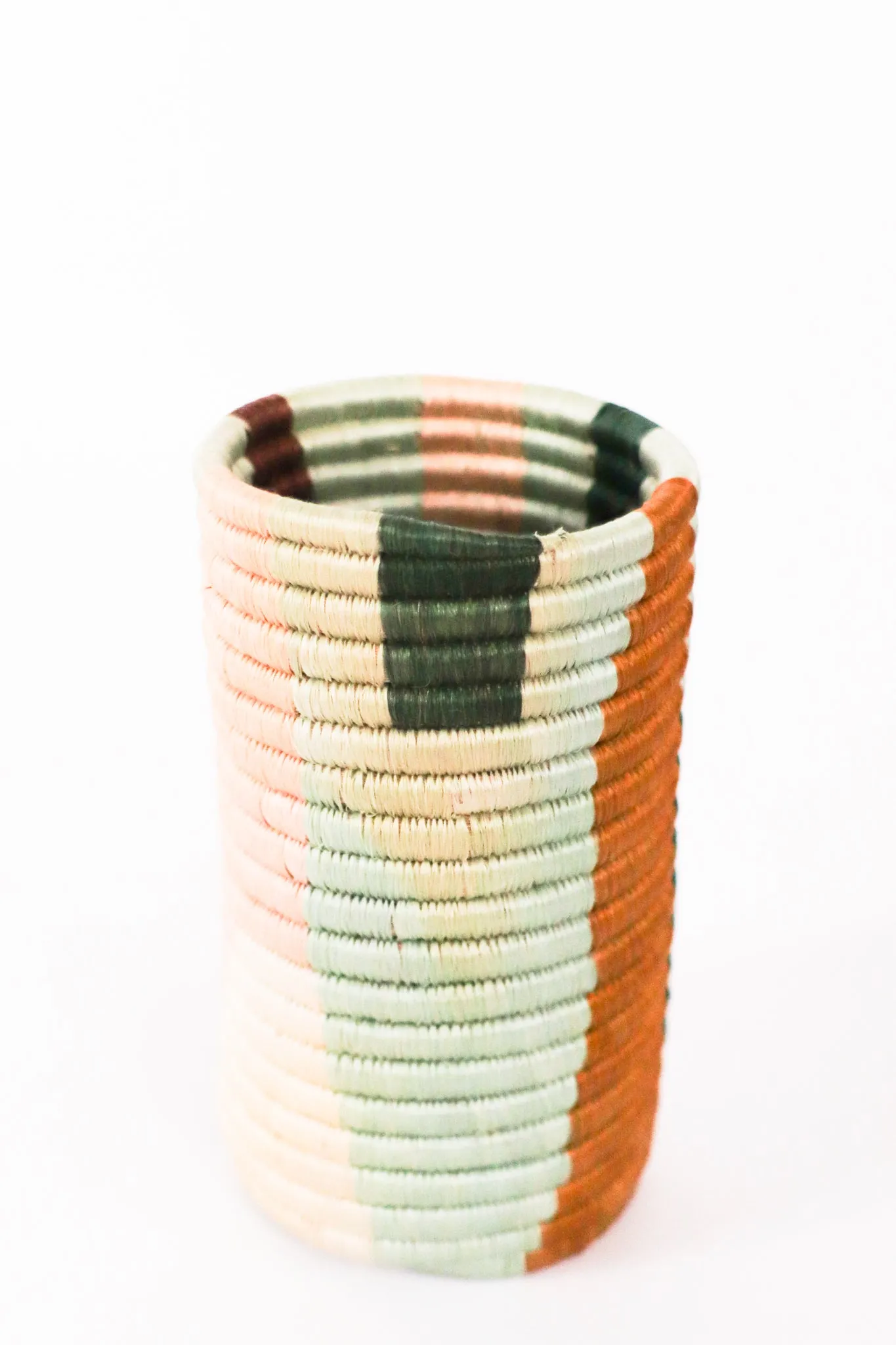Utensil / Vase Basket, Ruhengeri