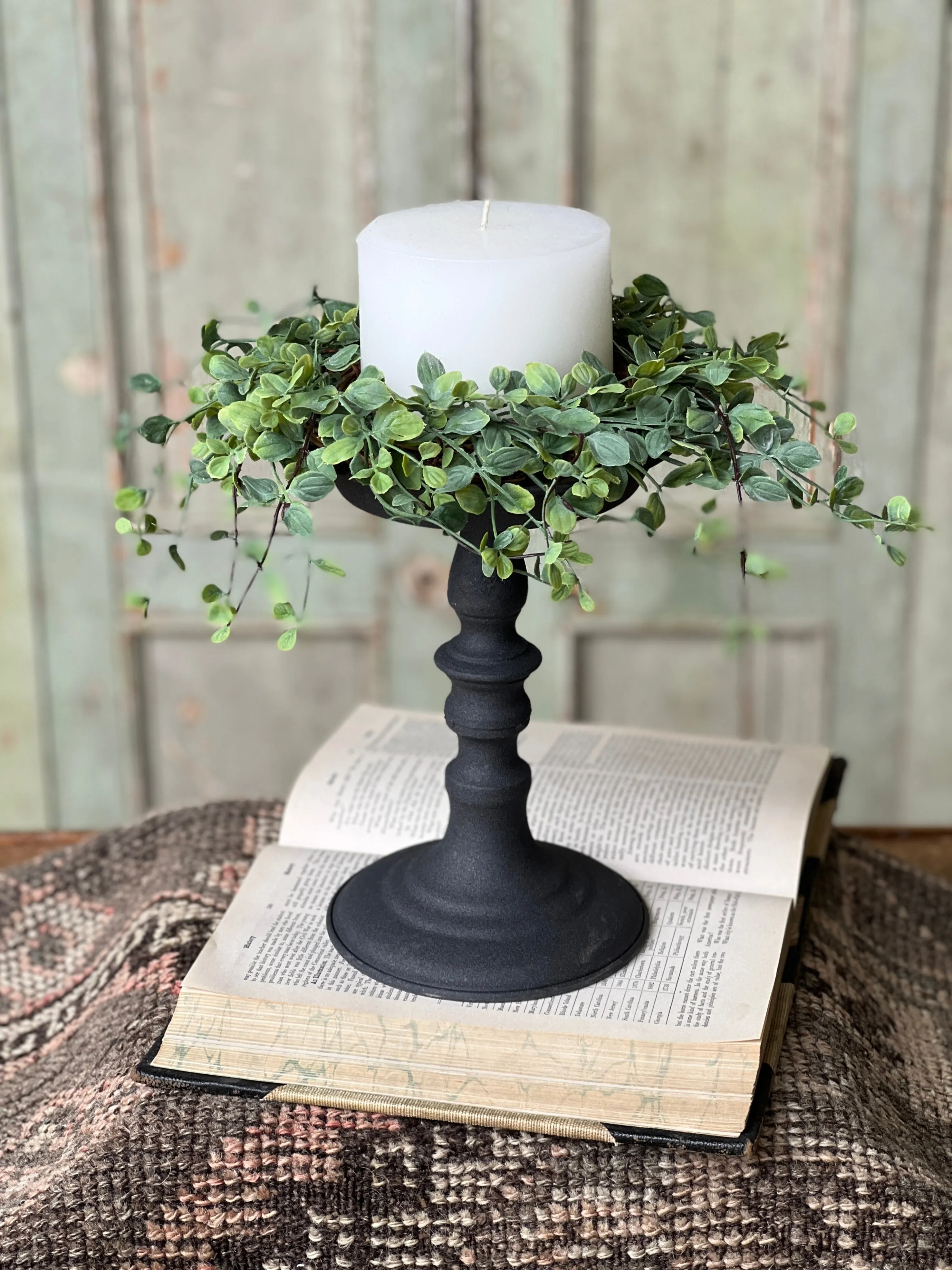 Verona Holder | 9" | Black | CASE PACK SPECIAL!  $3.95-48 *